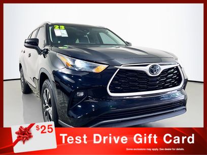 Used 2023 Toyota Highlander XLE