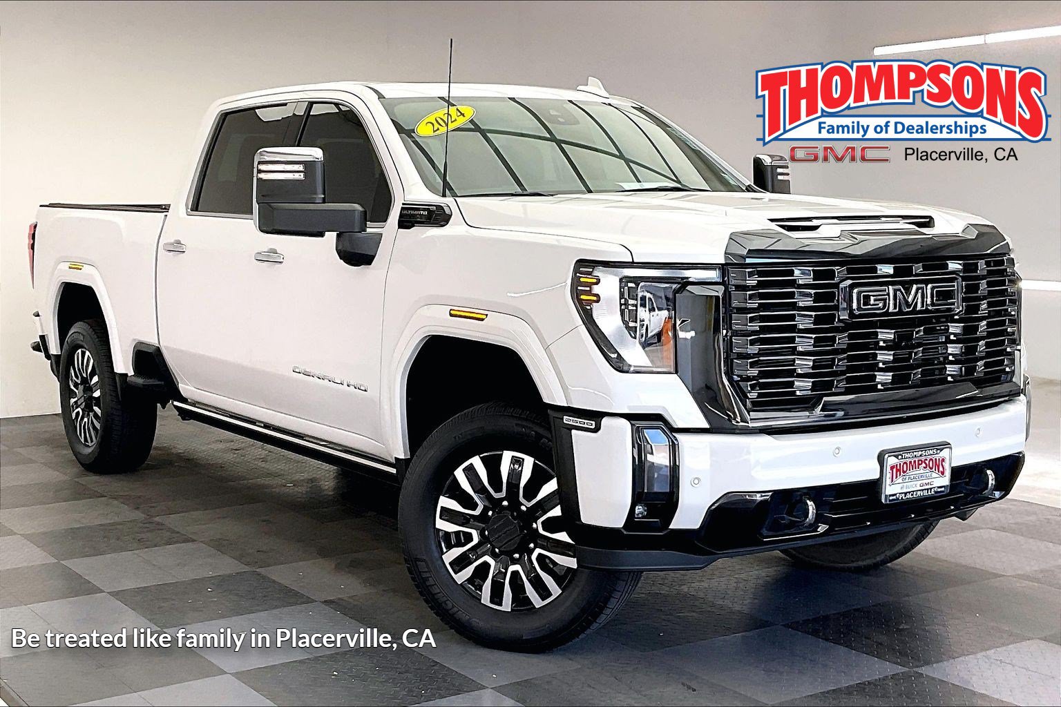 Used 2024 GMC Sierra 2500 Denali Ultimate AWD/4WD image 1