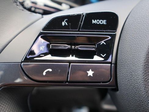 New 2026 Hyundai Elantra SEL Sport FWD image 13