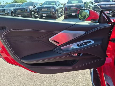 Used 2024 Chevrolet Corvette Z06 RWD image 19