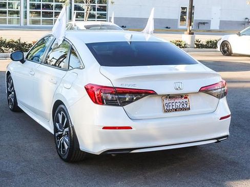 Used 2023 Honda Civic EX image 7