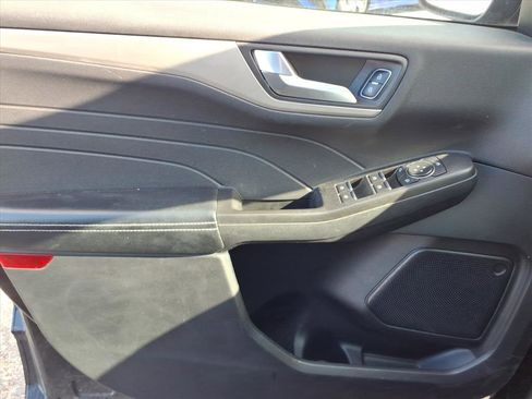 Used 2021 Ford Escape SE w/ Convenience Package image 24