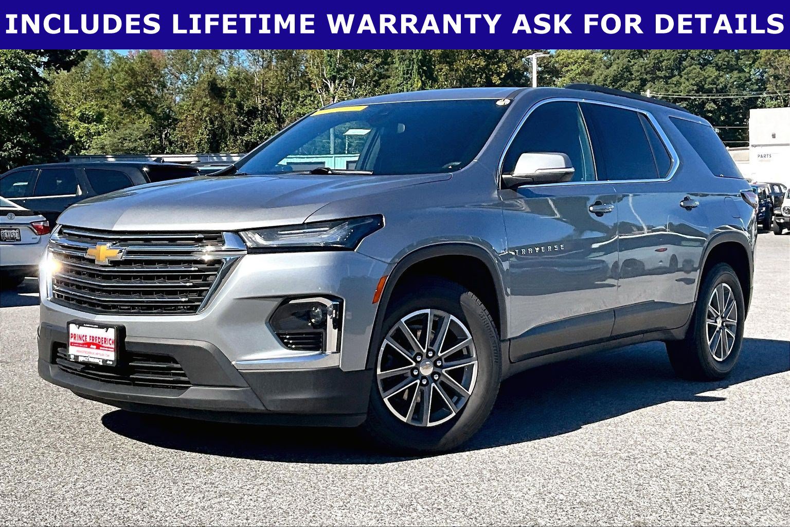 Used 2024 Chevrolet Traverse LT AWD/4WD image 3
