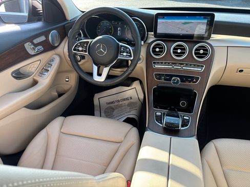 Used 2020 Mercedes-Benz C 300 4MATIC Sedan image 30