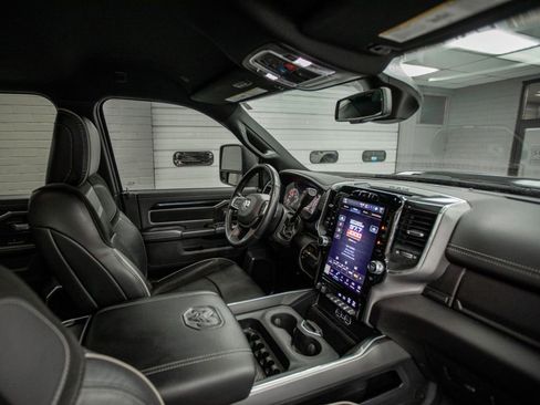 Used 2023 RAM 3500 Laramie w/ Night Edition image 19