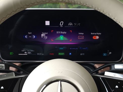 Used 2023 Mercedes-Benz EQS 450+ SUV image 40