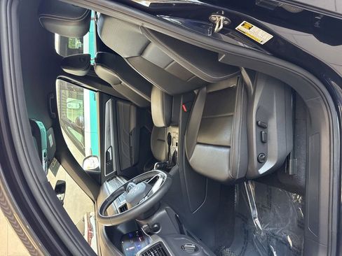 Certified 2023 Volkswagen Atlas Cross Sport SE FWD image 10