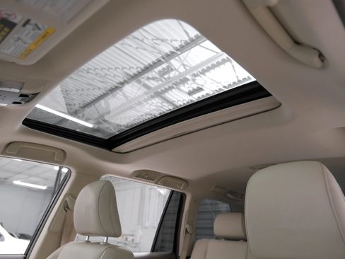 Used 2015 Lexus GX 460 Premium w/ Premium Package image 4