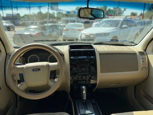 Used 2011 Ford Escape Limited w/ 302A Rapid Spec Order Code AWD/4WD image 17