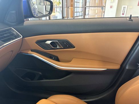 Used 2024 BMW 330e image 22