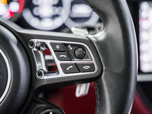 Used 2021 Porsche Cayenne Turbo image 24