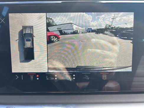 Used 2024 GMC Sierra 2500 Denali Ultimate w/ LPO, GMC Protection Package image 26