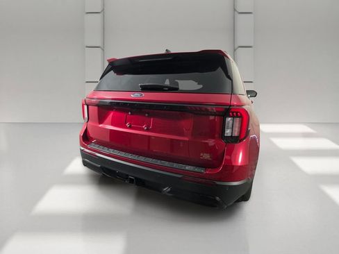 Used 2026 Ford Explorer ST-Line w/ ST-Line Street Pack RWD image 5
