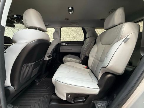 Used 2025 Hyundai Palisade SEL image 15