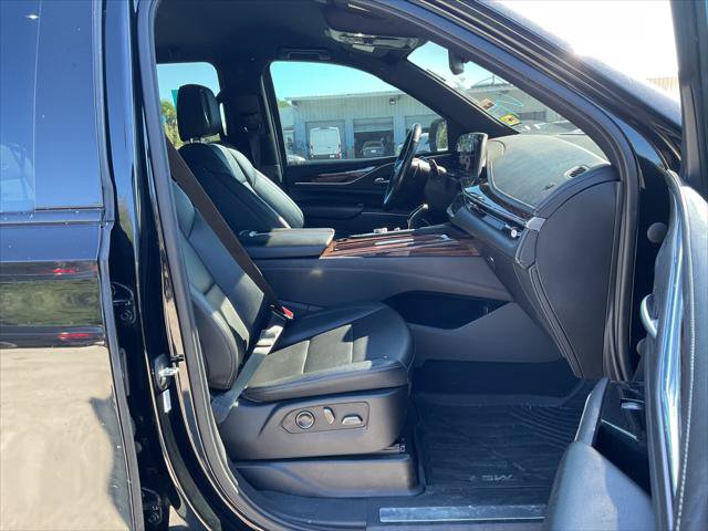 Used 2021 Cadillac Escalade ESV Luxury AWD/4WD image 21