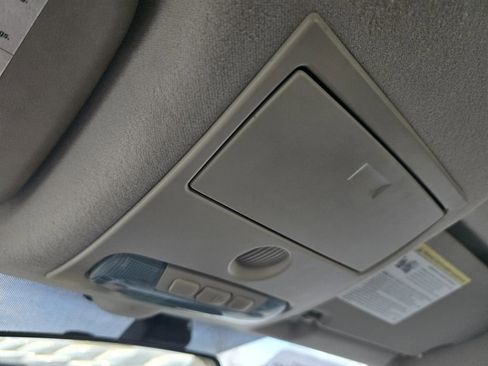 Used 2016 Ford Fiesta SE image 23