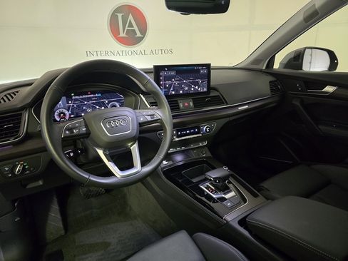 Certified 2025 Audi Q5 2.0T Premium Plus w/ Premium Plus Package image 16