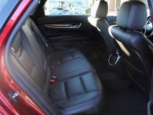 Used 2019 Cadillac XTS Luxury image 28