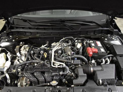 Used 2022 Nissan Altima 2.5 SV image 36