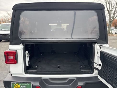 Used 2022 Jeep Wrangler Unlimited Sport image 34