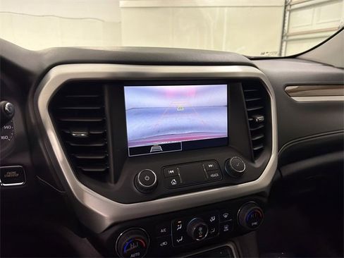 Certified 2023 GMC Acadia SLE w/ Driver Convenience Package image 30