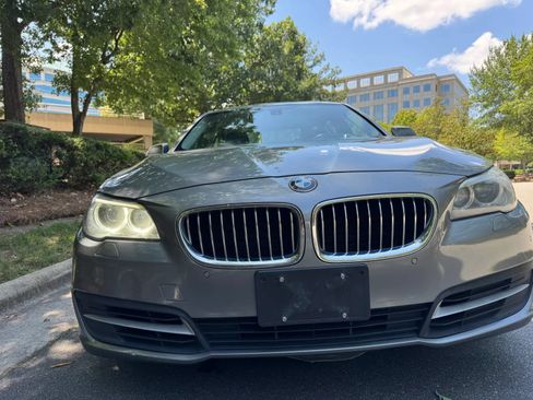 Used 2014 BMW 535d xDrive AWD/4WD image 10