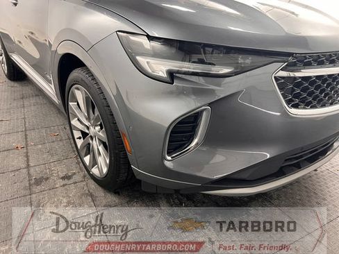 Used 2021 Buick Envision Avenir w/ Technology Package II FWD image 8