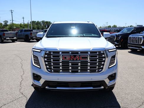 New 2026 GMC Yukon XL Denali w/ Sun & Power Step Package AWD/4WD image 35