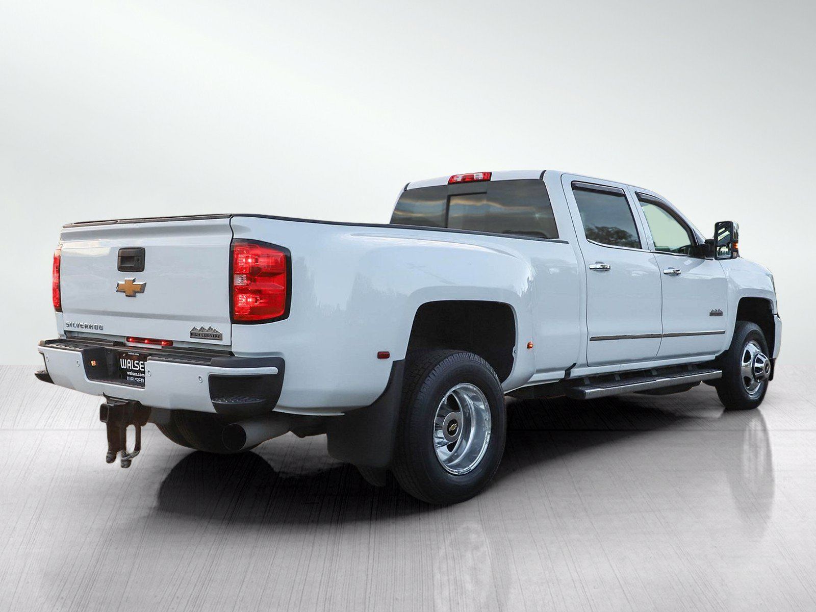 Used 2018 Chevrolet Silverado 3500 High Country w/ Duramax Plus Package AWD/4WD image 5