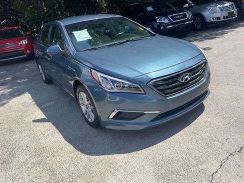 Used 2016 Hyundai Sonata SE FWD image 4