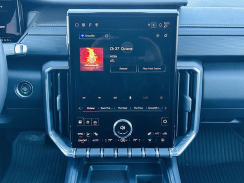 Used 2024 GMC Acadia Elevation w/ Black Edition image 25