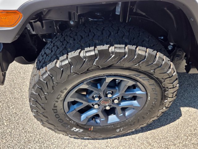 Used 2026 Jeep Wrangler Unlimited Sport AWD/4WD image 7
