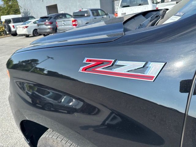 Used 2025 Chevrolet Silverado 1500 RST AWD/4WD image 13