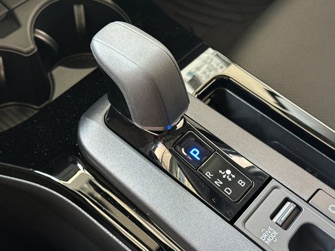New 2026 Toyota Prius Plug-In Hybrid FWD image 20