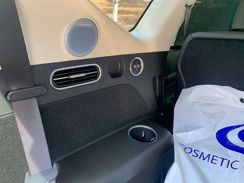 Used 2026 Genesis GV80 3.5T Prestige image 24