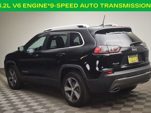 Used 2019 Jeep Cherokee Limited AWD/4WD image 6