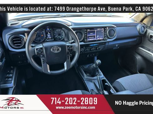 Used 2022 Toyota Tacoma TRD Off-Road image 17