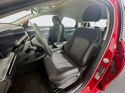 Used 2025 Kia K5 LXS image 13