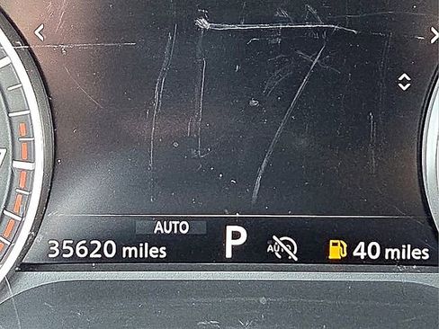 Used 2025 Nissan Pathfinder SV image 23