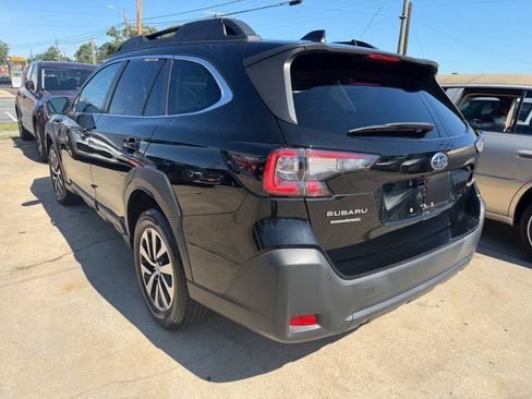 Used 2023 Subaru Outback Premium AWD/4WD image 7