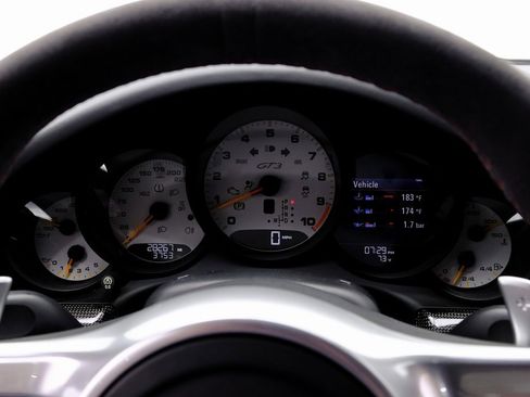 Used 2015 Porsche 911 GT3 image 18