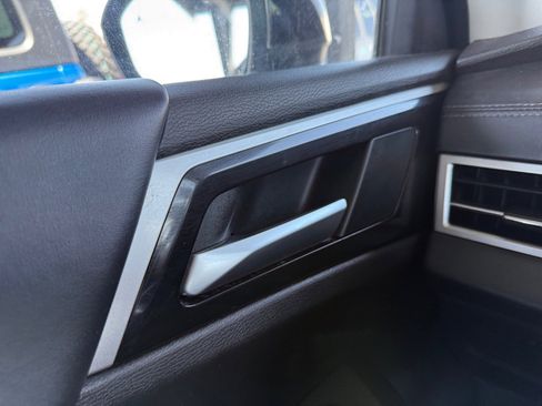 Used 2024 Mitsubishi Outlander SE FWD image 20