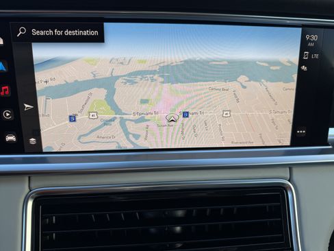 Certified 2023 Porsche Panamera 4 image 29