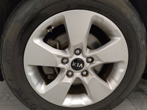 Used 2019 Kia Soul FWD image 31
