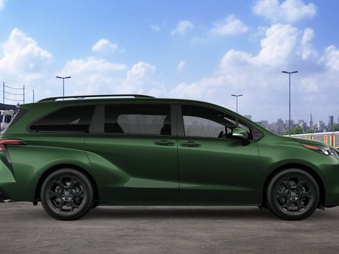 New 2026 Toyota Sienna XLE Woodland Edition AWD/4WD image 12
