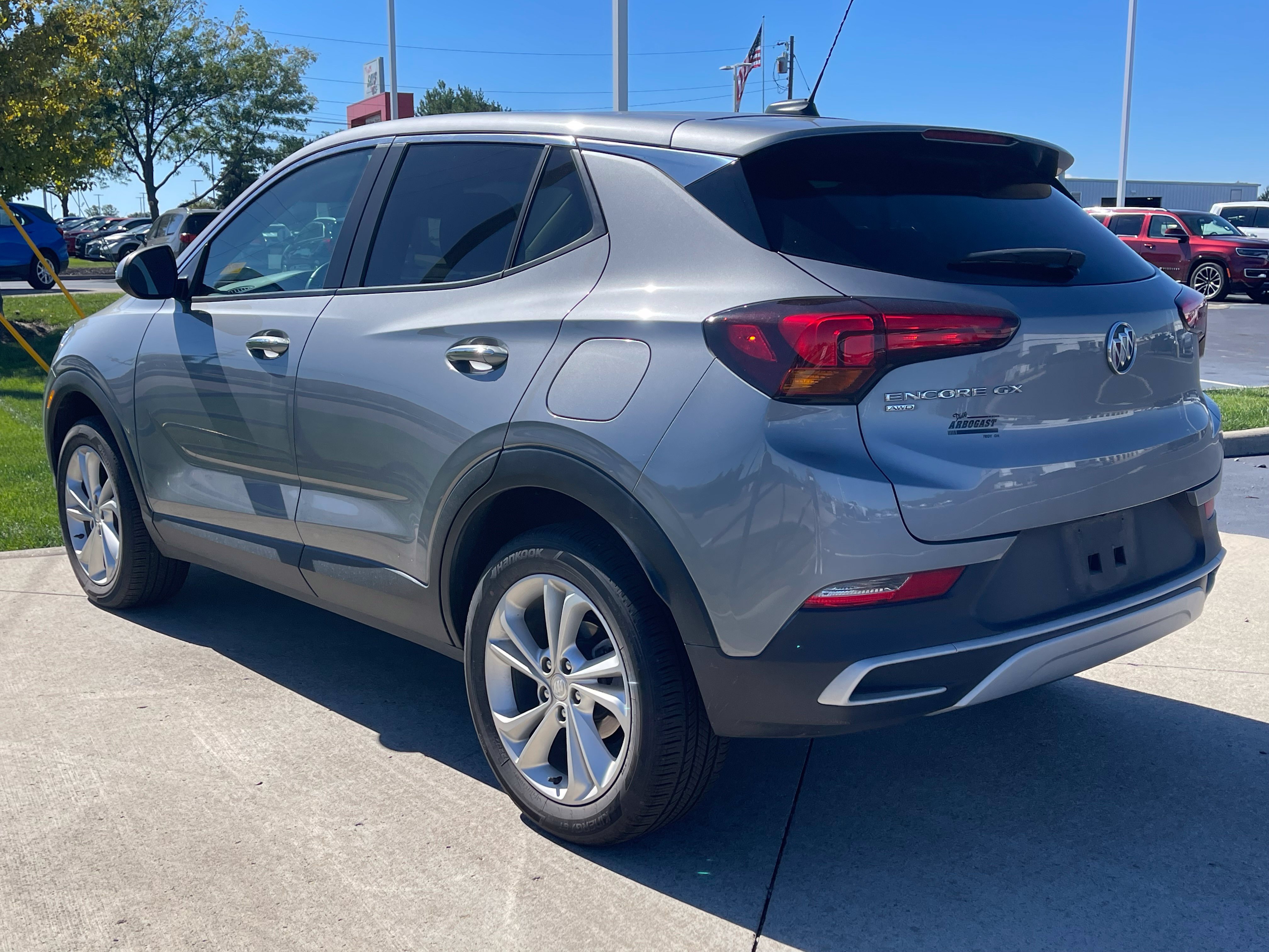 Used 2023 Buick Encore GX Preferred w/ Cold Weather Comfort Package AWD/4WD image 5