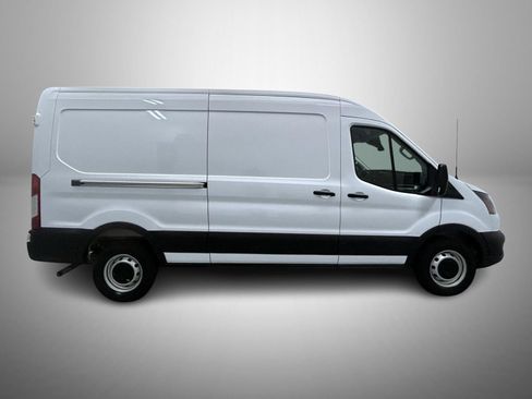 Used 2025 Ford Transit 250 148 Medium Roof RWD image 4