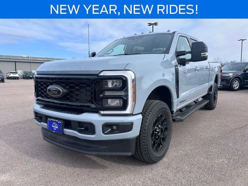 New 2026 Ford F350 Lariat w/ Black Appearance Package image 10