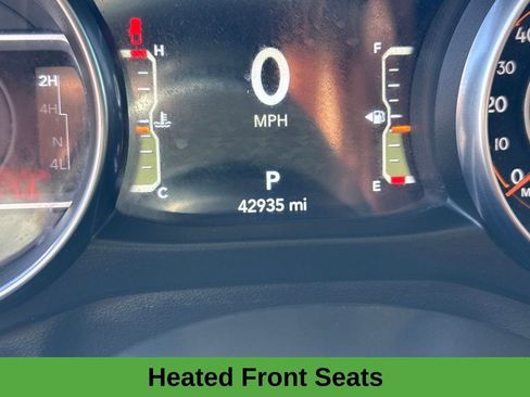 Used 2023 Jeep Gladiator Rubicon w/ Cold Weather Group image 16