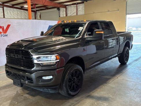 Used 2024 RAM 2500 Laramie w/ Night Edition image 4